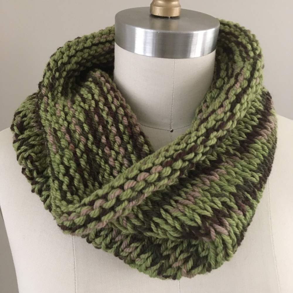 NWT “Abigail English” Knit “Camo” Infinity Scarf